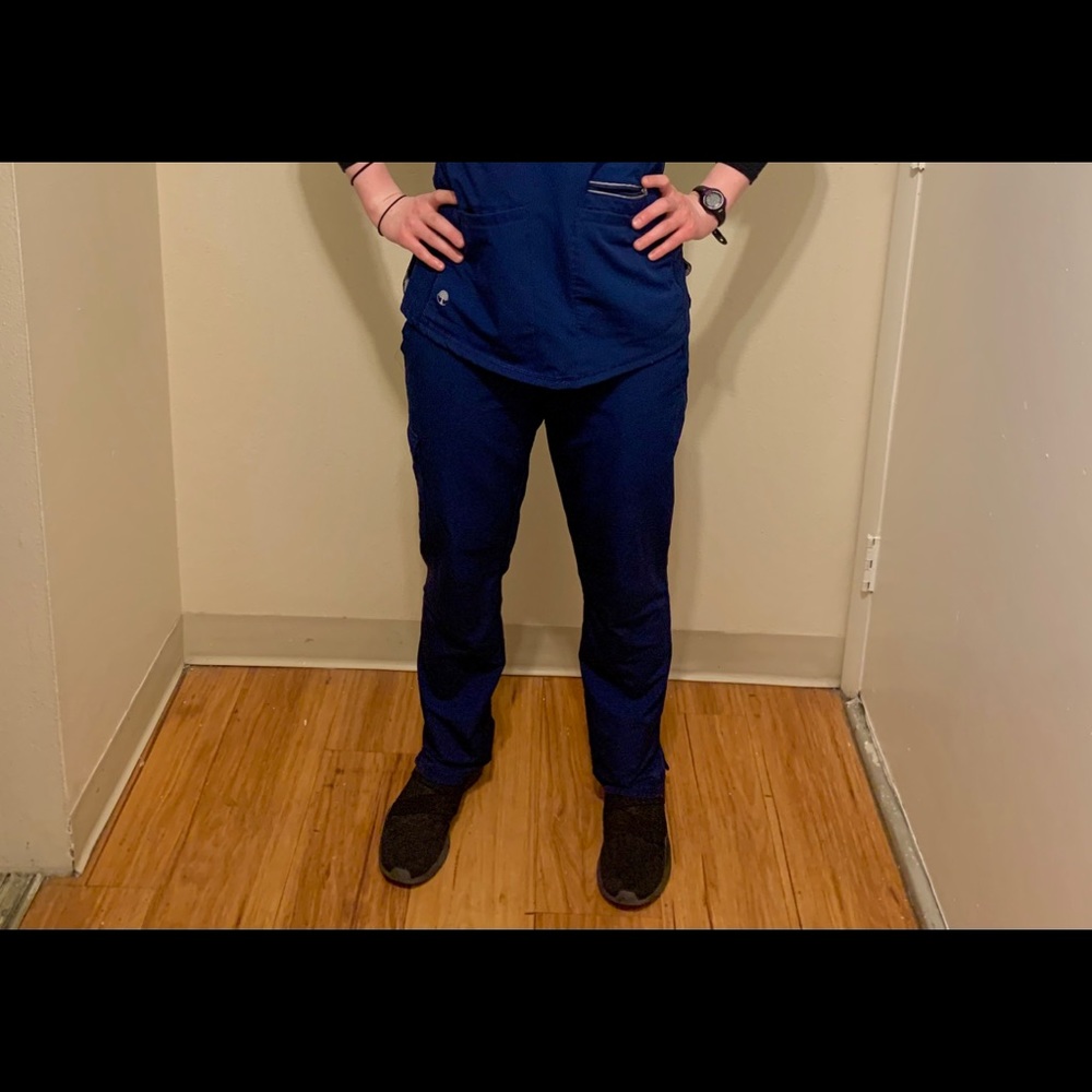 Wmns Healing Hands Yoga Scrub Pant